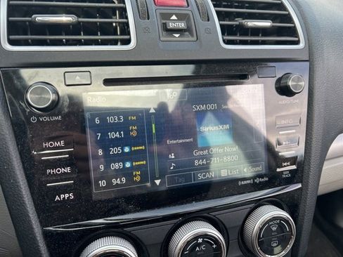 Used 2018 Subaru Forester 2.5i Premium w/ All-Weather Package image 18