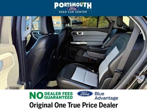 Certified 2022 Ford Explorer XLT w/ Equipment Group 202A image 5
