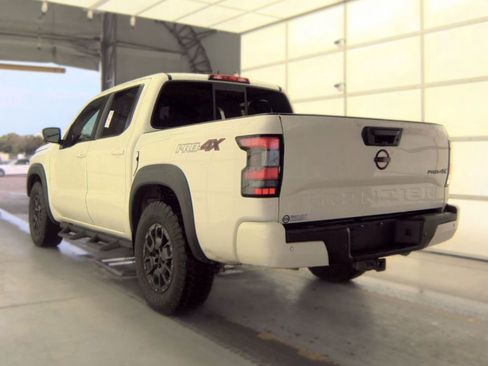 Used 2022 Nissan Frontier PRO-4X w/ Pro-4X Premium Package AWD/4WD image 13