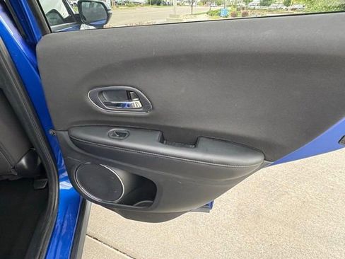 Used 2018 Honda HR-V EX image 27
