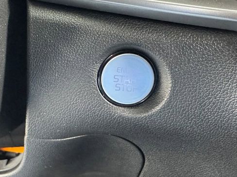 New 2026 Kia Sorento S FWD image 25