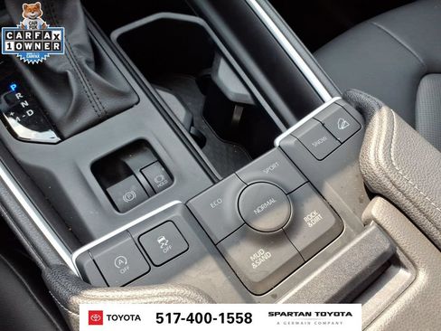 Used 2025 Toyota Grand Highlander AWD image 23