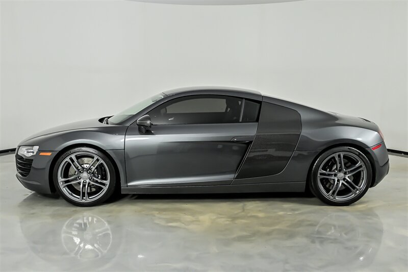 Used 2011 Audi R8 V8 AWD/4WD image 6