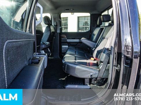 Used 2023 Ford F350 Lariat image 21