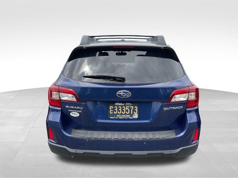 Used 2015 Subaru Outback 2.5i Premium AWD/4WD image 8