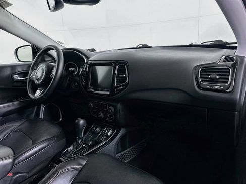 Used 2019 Jeep Compass Limited AWD/4WD image 32