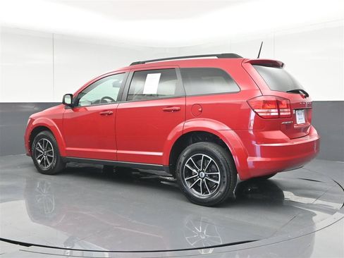 Used 2018 Dodge Journey SE w/ Blacktop Package FWD image 7