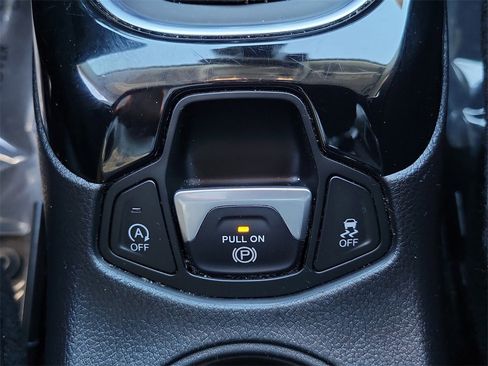 Used 2021 Jeep Compass Limited image 14