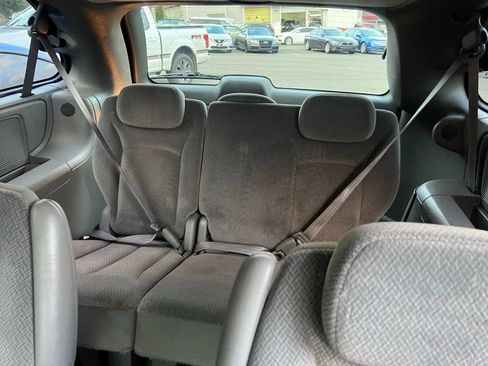 Used 2005 Dodge Grand Caravan SXT w/ Premium Group image 14