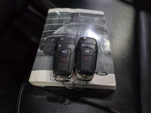 Used 2021 Ford Transit 250 148 High Roof Extended image 32