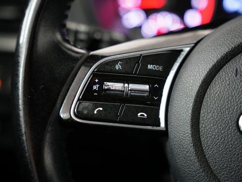 Used 2019 Kia Optima S w/ S Panoramic Sunroof Package image 12