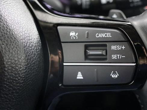 Used 2023 Honda Pilot Touring image 12