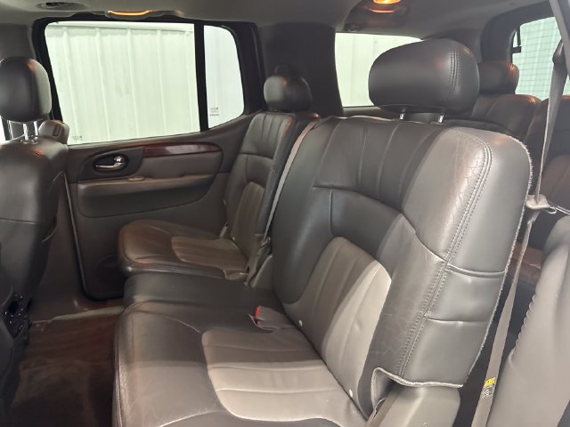 Used 2004 GMC Envoy XL SLT w/ 1SD Preferred Equipment Group AWD/4WD image 36