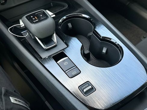 New 2026 Nissan Rogue S image 17