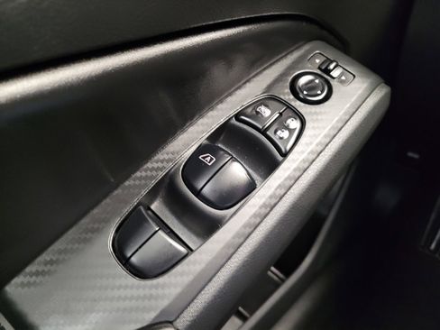 Used 2024 Nissan Altima 2.5 SV image 27