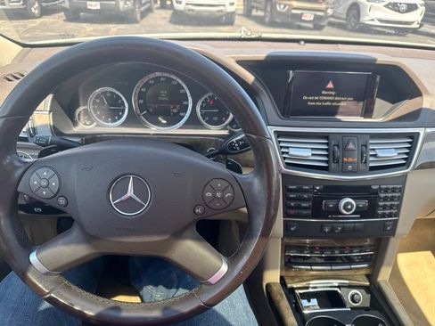 Used 2010 Mercedes-Benz E 350 Sedan image 14