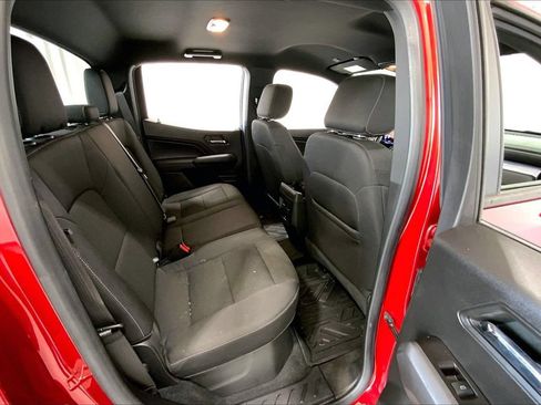 Used 2023 Chevrolet Colorado LT RWD image 25