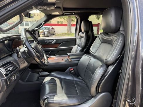 Used 2023 Lincoln Navigator Reserve AWD/4WD image 26