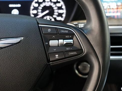 Used 2021 Genesis G90 3.3T Premium RWD image 23
