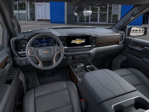 New 2026 Chevrolet Silverado 1500 High Country AWD/4WD image 15