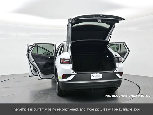 Used 2022 Volkswagen ID.4 Pro image 41