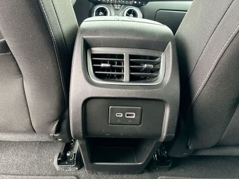 Used 2025 Chevrolet Blazer LT FWD image 20