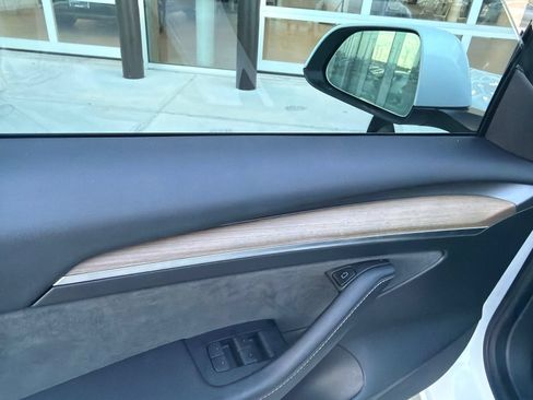 Used 2023 Tesla Model 3 Standard Range RWD image 11