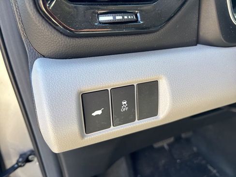 Certified 2025 Honda Pilot EX-L image 19