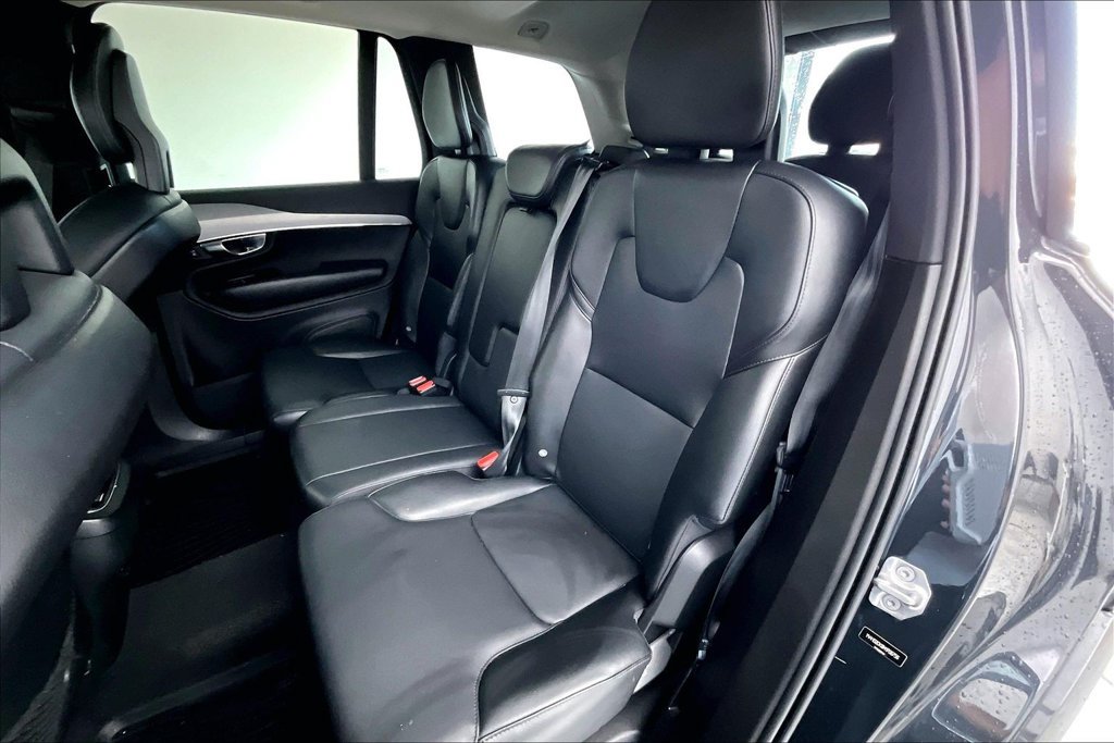 Used 2021 Volvo XC90 T5 Momentum w/ Climate Package FWD image 31