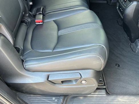 Used 2024 Honda Pilot EX-L image 18