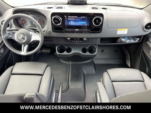 New 2025 Mercedes-Benz Sprinter 2500 image 16