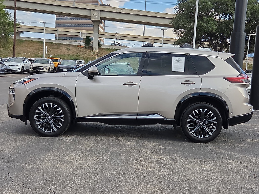 Used 2026 Nissan Rogue Platinum w/ Platinum Premium Package AWD/4WD image 3
