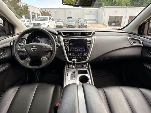 Certified 2024 Nissan Murano SV FWD image 12