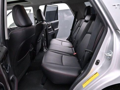 Used 2019 Toyota 4Runner TRD Off-Road Premium AWD/4WD image 33