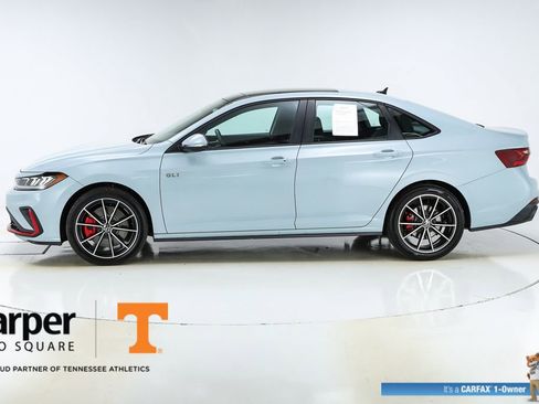 Used 2025 Volkswagen Jetta GLI Autobahn image 39