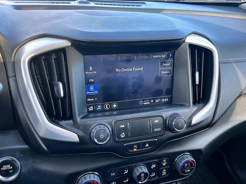 Used 2023 GMC Terrain SLT w/ Tech Package image 26