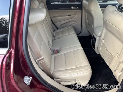 Used 2016 Jeep Grand Cherokee Laredo w/ Quick Order Package 23E image 19