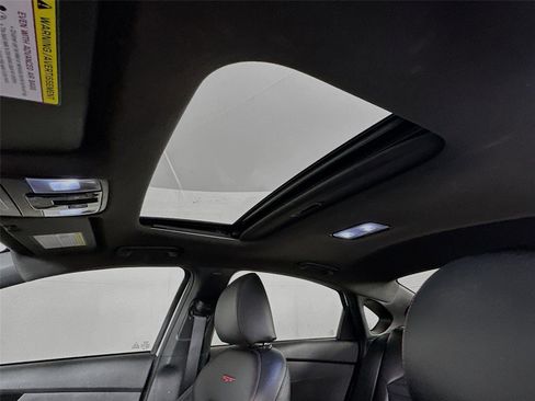 Used 2023 Kia Forte GT w/ GT2 Package image 17