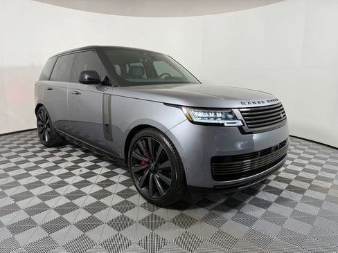 Used 2024 Land Rover Range Rover SV image 7