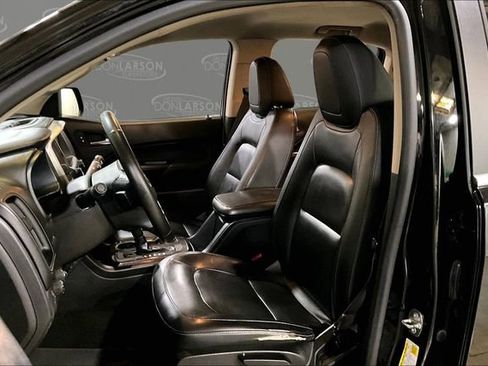 Used 2016 GMC Canyon SLT image 14