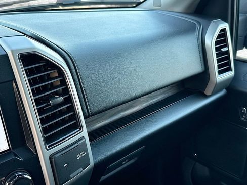 Used 2019 Ford F150 Lariat w/ Trailer Tow Package image 22