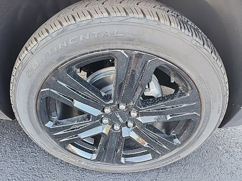 New 2025 GMC Acadia Elevation w/ Elevation Premium Package image 10