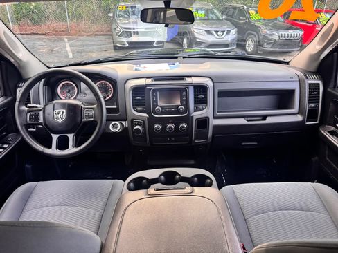 Used 2020 RAM 1500 Tradesman w/ Tradesman SXT Package RWD image 13