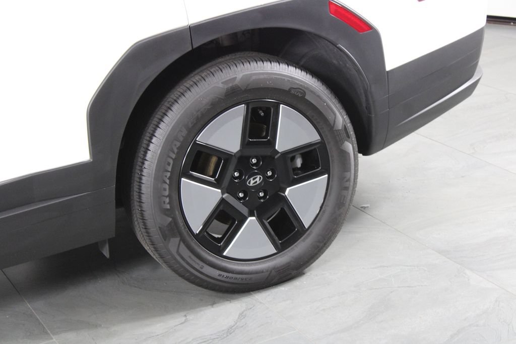 Certified 2026 Hyundai Santa Fe SE FWD image 15