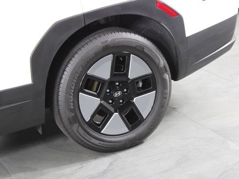 Certified 2026 Hyundai Santa Fe SE FWD image 15