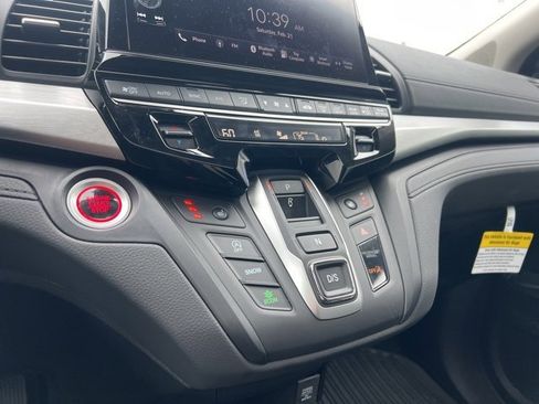 Used 2026 Honda Odyssey EX-L image 17