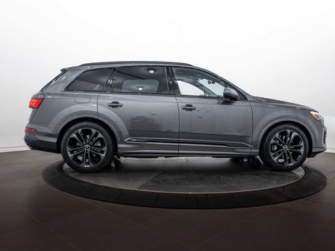 Used 2026 Audi Q7 3.0T Premium Plus w/ Premium Plus Package AWD/4WD image 2