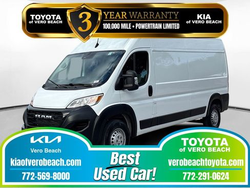 Used 2024 RAM ProMaster 2500 w/ Convenience Group FWD image 1
