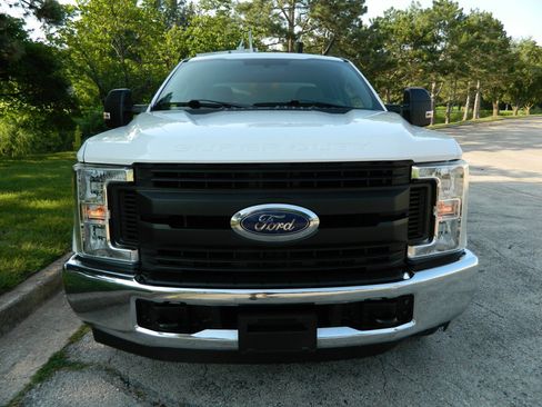 Used 2019 Ford F350 XL w/ XL Value Package RWD image 2