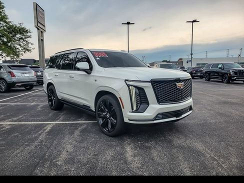 Certified 2025 Cadillac Escalade Sport Platinum w/ LPO, Floor Liner Package AWD/4WD image 6